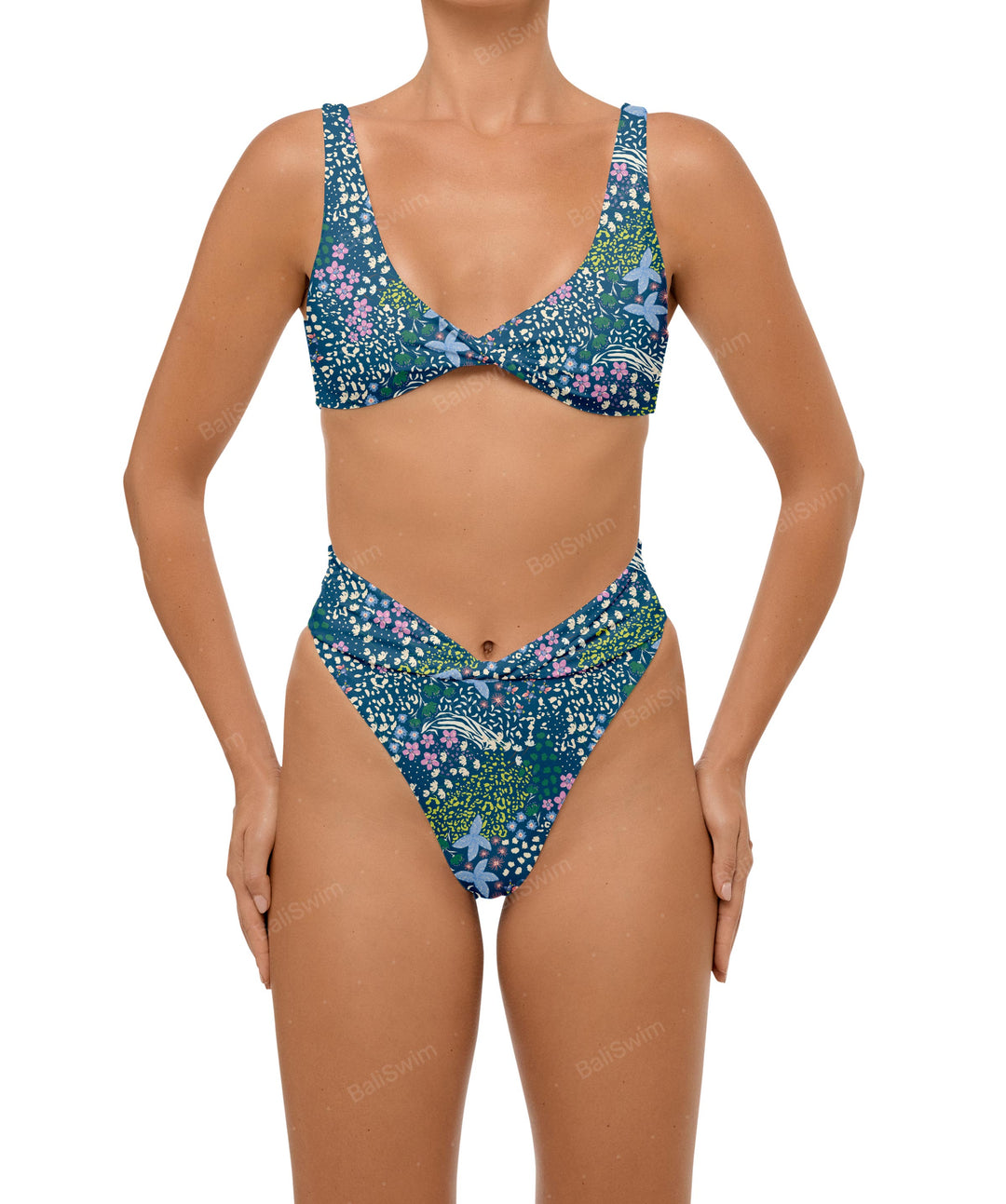 BSWS-B102 Twisted V-waist Bikini Bottom