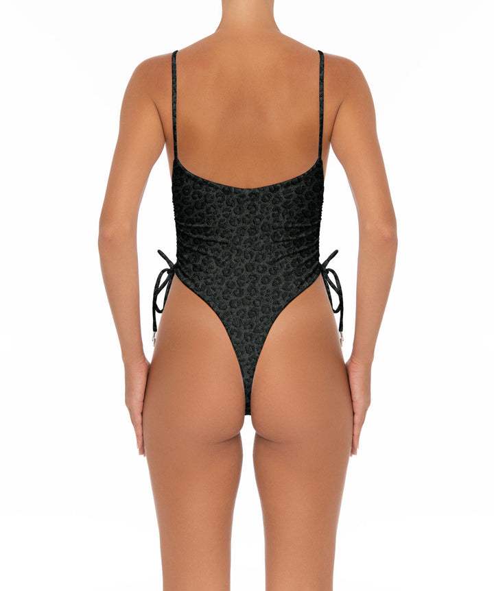 BSWS-S27 Adjustable Side Seams One Piece