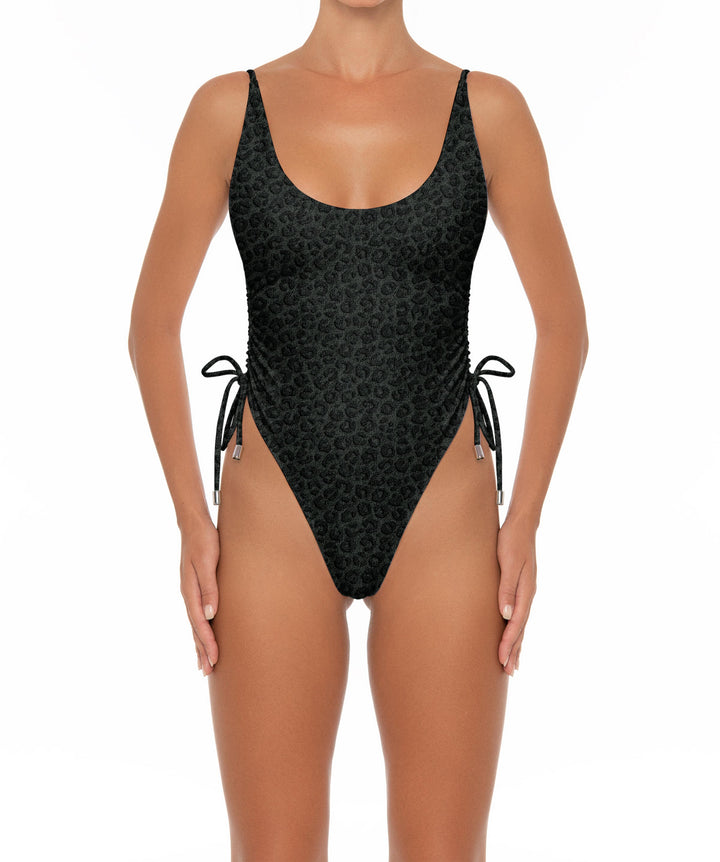 BSWS-S27 Adjustable Side Seams One Piece