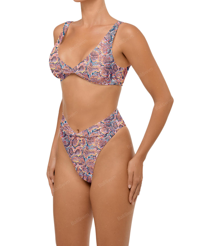 BSWS-B102 Twisted V-waist Bikini Bottom
