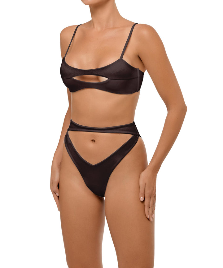 BSWS-T108 Cut-out Front Bralette Top
