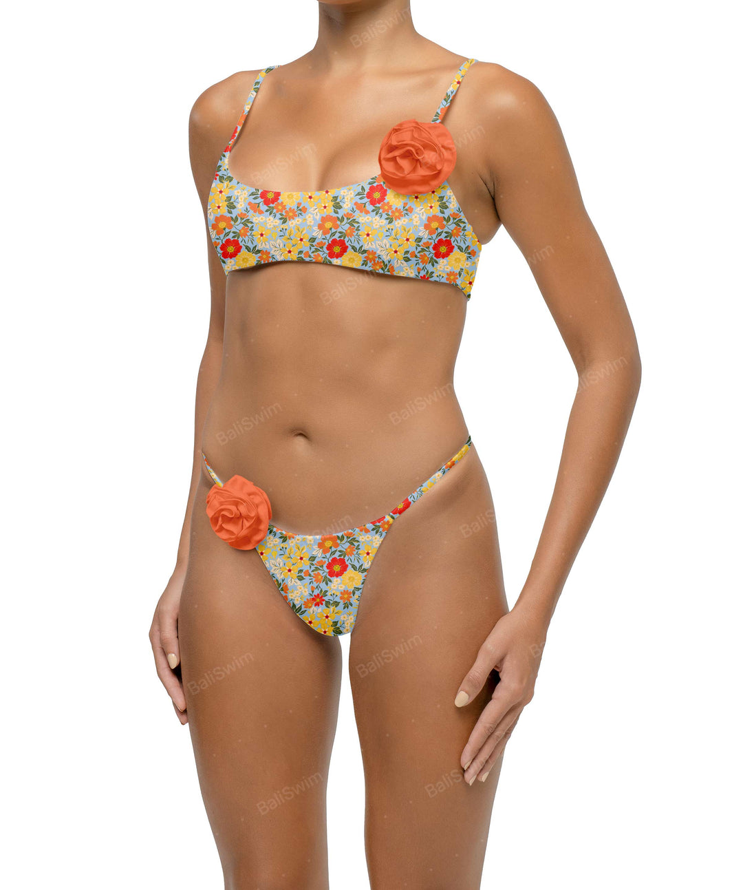 BSWS-T116 Corsage Curved Neckline Bikini Top