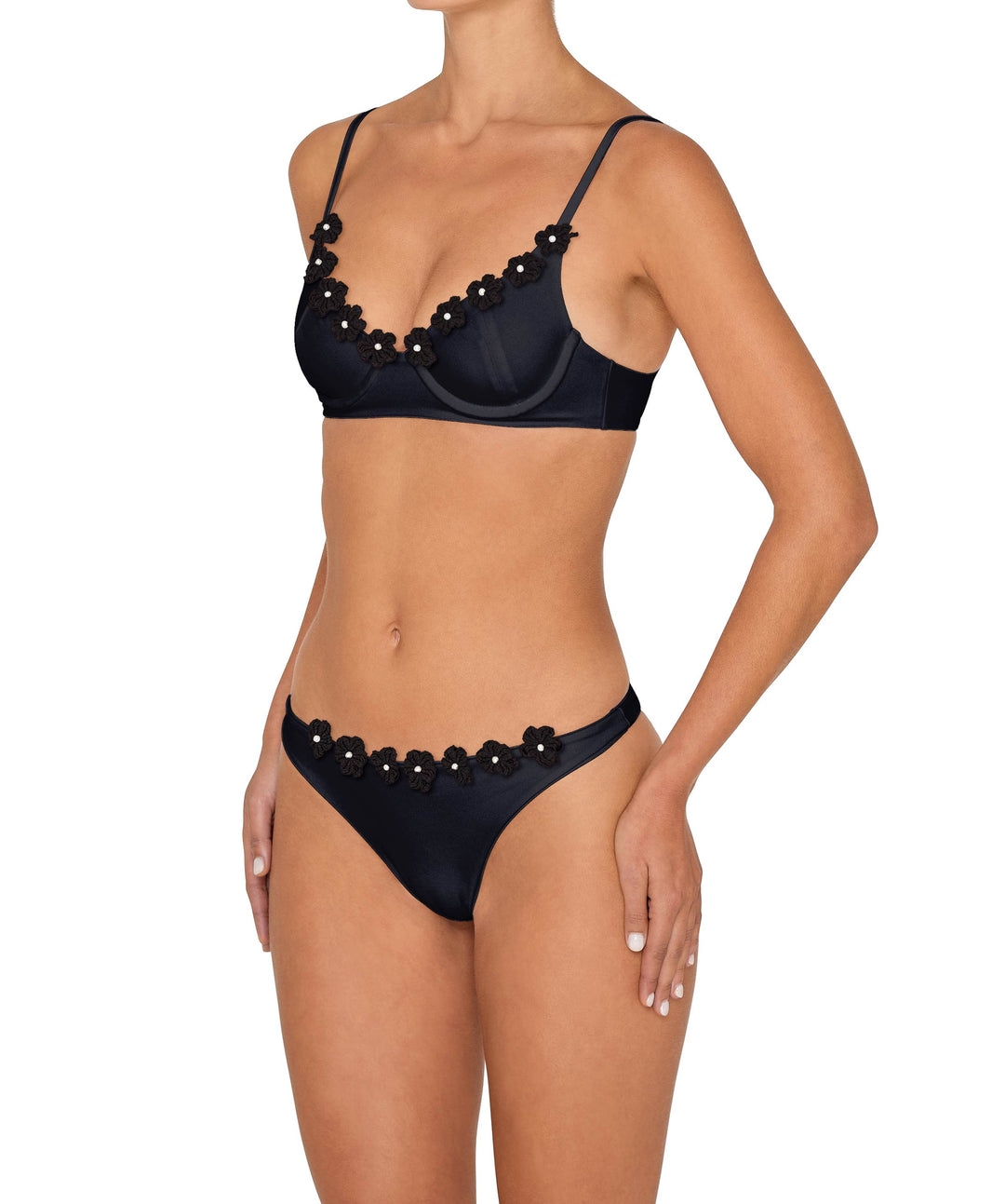 BSWS-T147 Underwire Top With Flower Crochet