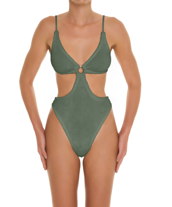 BSWS-US08 Cut-Out Triangle One Piece