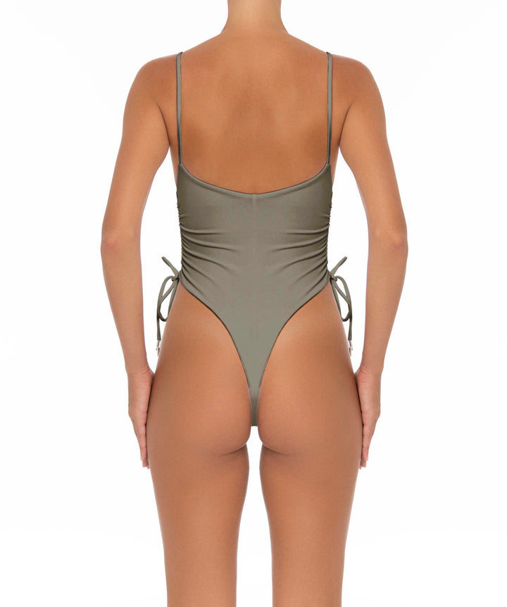 BSWS-S27 Adjustable Side Seams One Piece