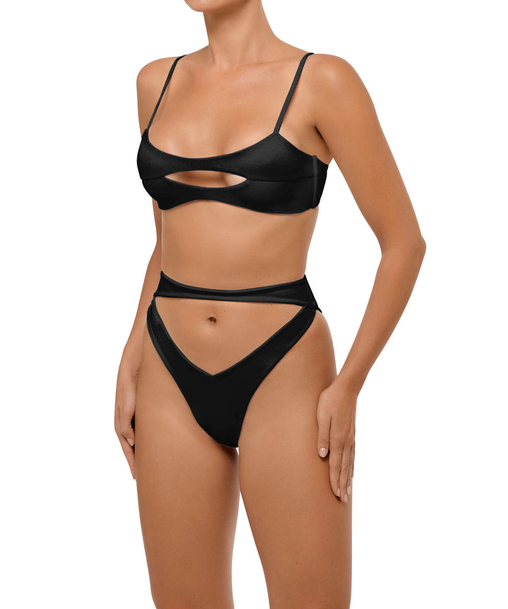 BSWS-T108 Cut-out Front Bralette Top
