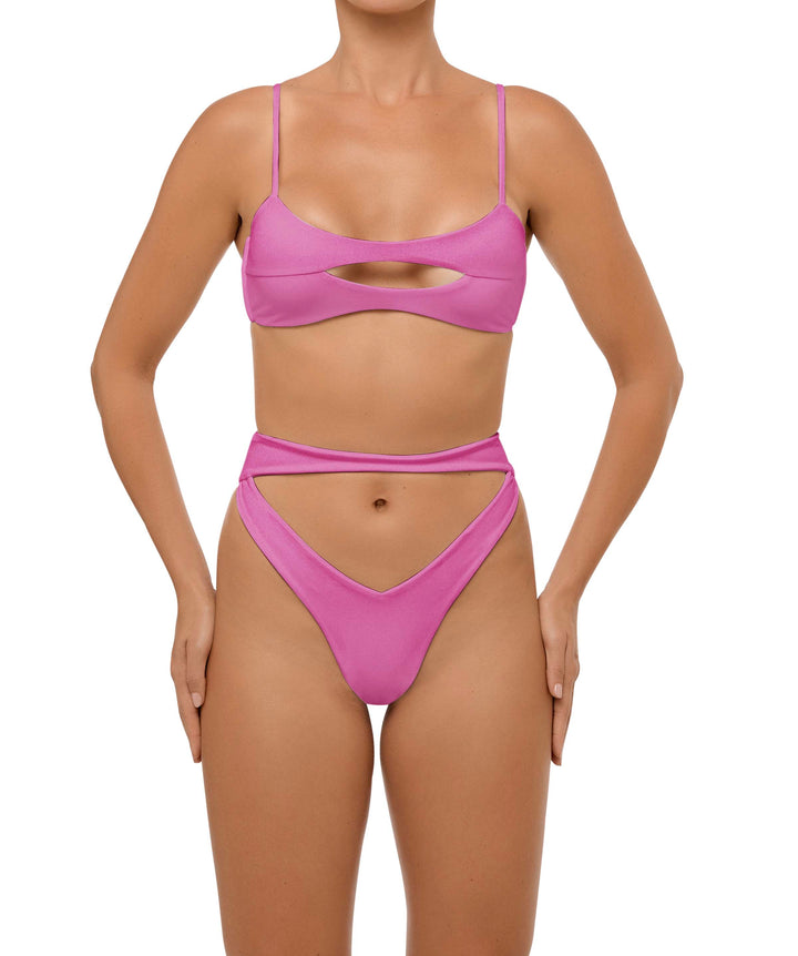 BSWS-T108 Cut-out Front Bralette Top