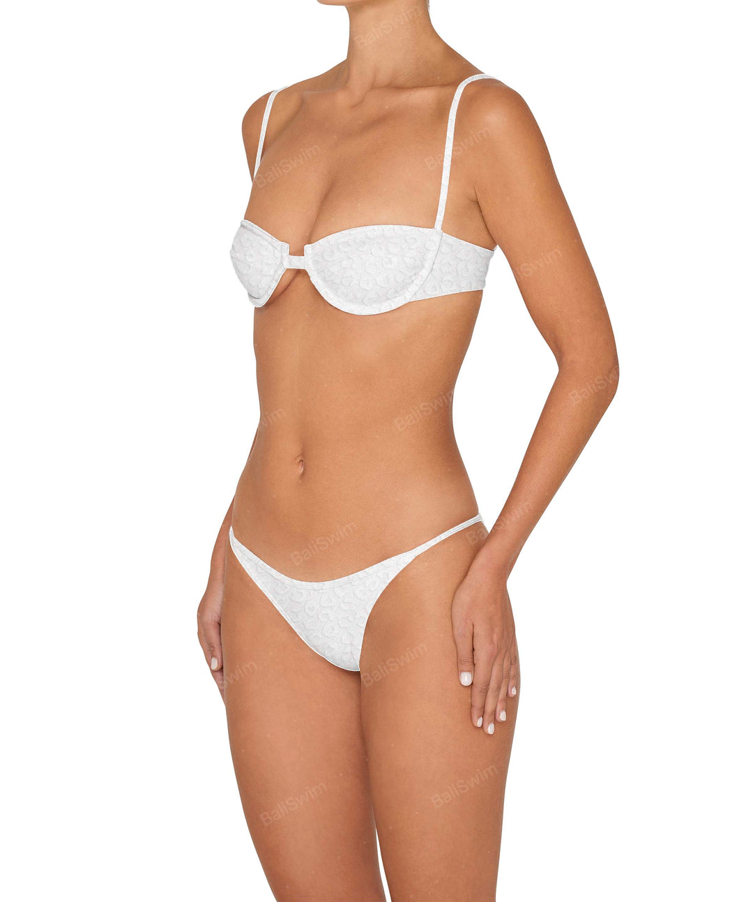 BSWS-T139 Self Tie Underwire Top