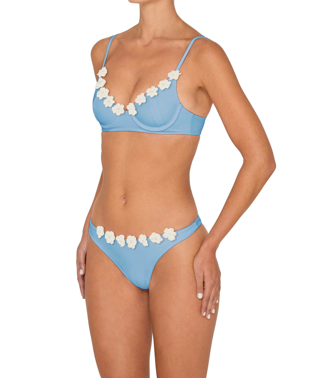 BSWS-B147 Classic Seamless Bottom With Flower Crochet