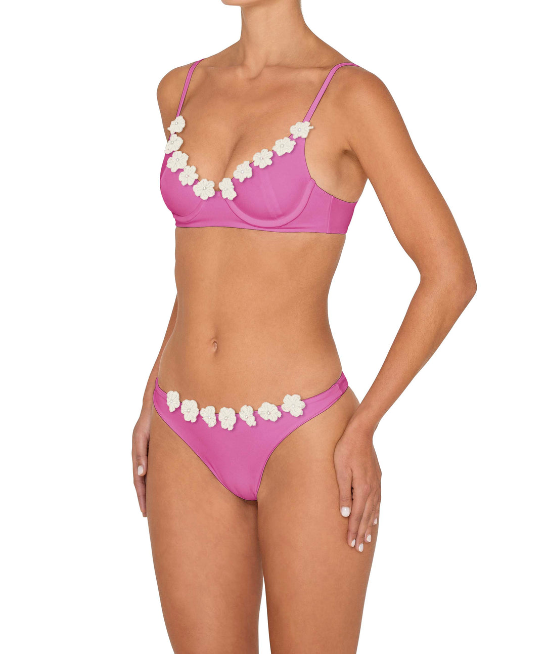 BSWS-B147 Classic Seamless Bottom With Flower Crochet