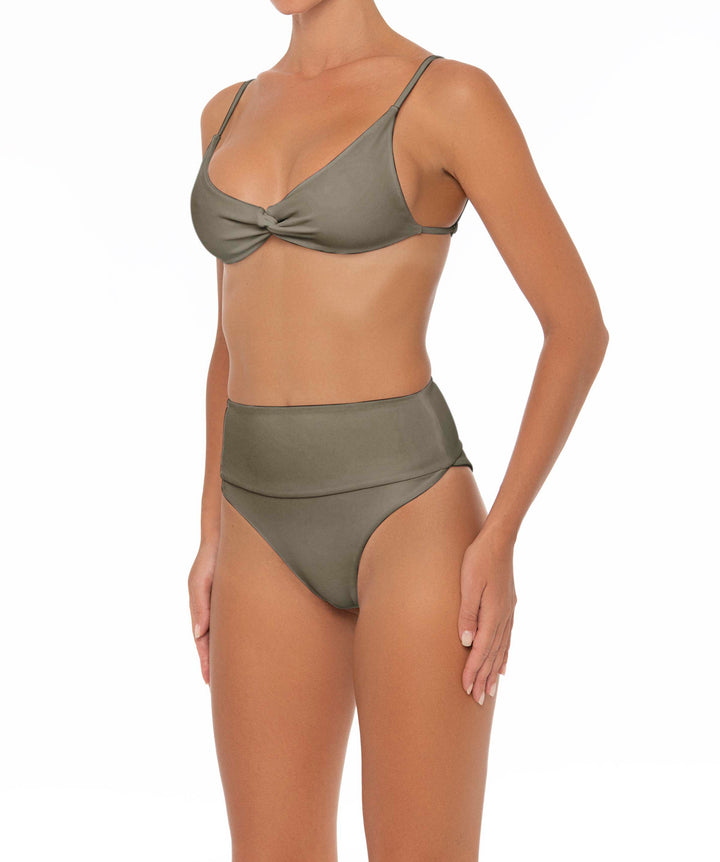 BSWS-T37 Chain Knotted Bikini Top