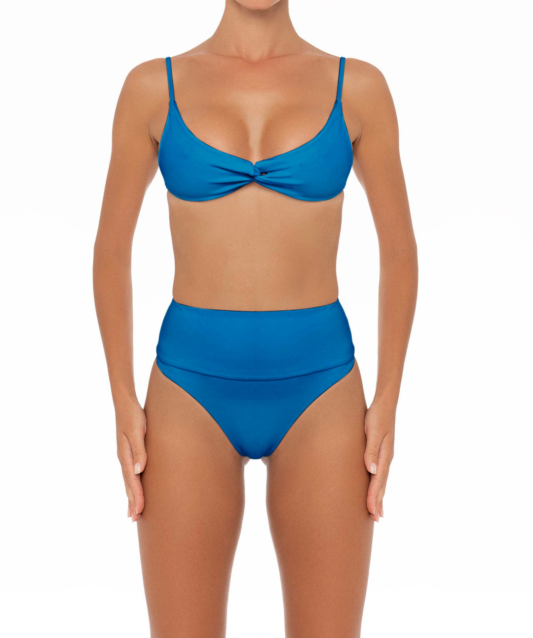 BSWS-T37 Chain Knotted Bikini Top
