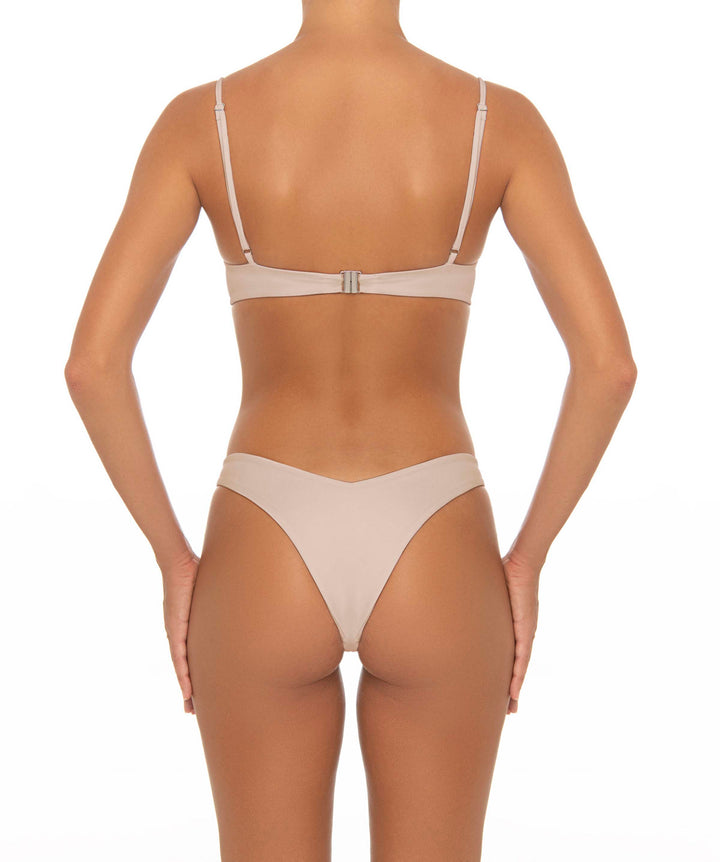 BSWS-T52 Shirred Seamed Cup Underwire Top