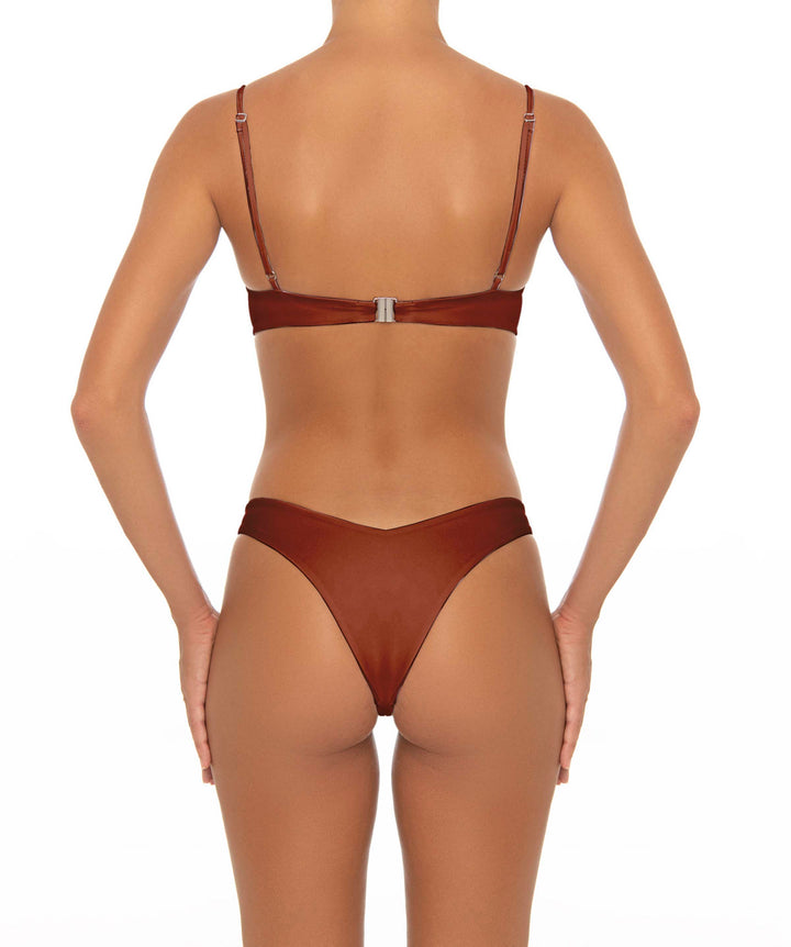 BSWS-T52 Shirred Seamed Cup Underwire Top