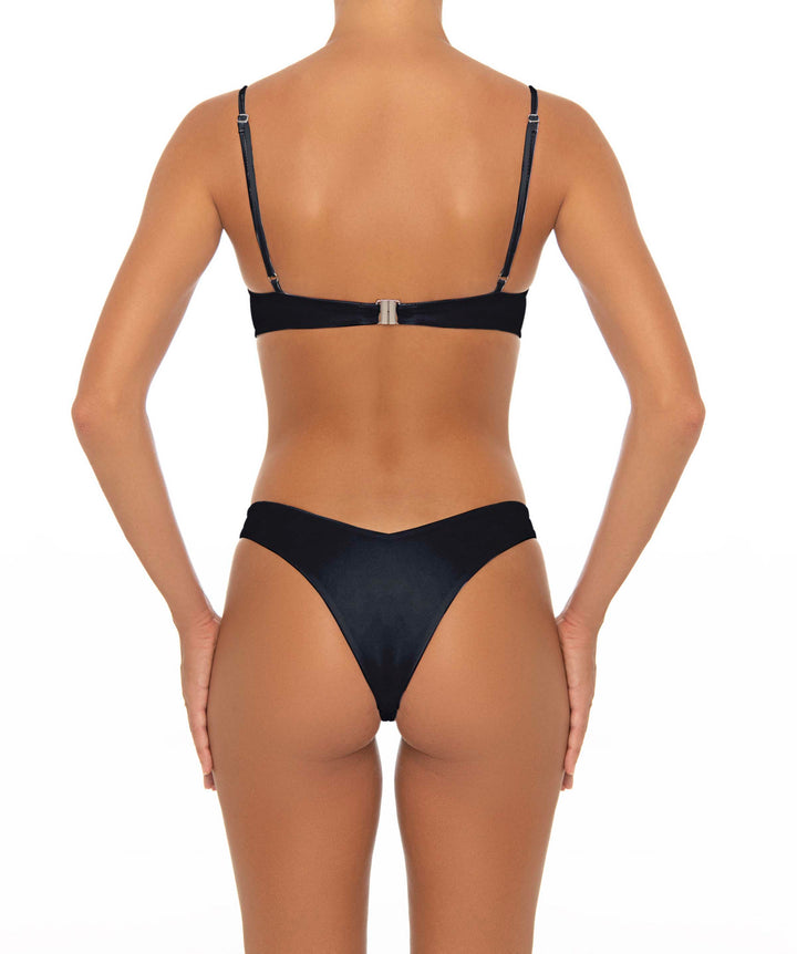 BSWS-T52 Shirred Seamed Cup Underwire Top