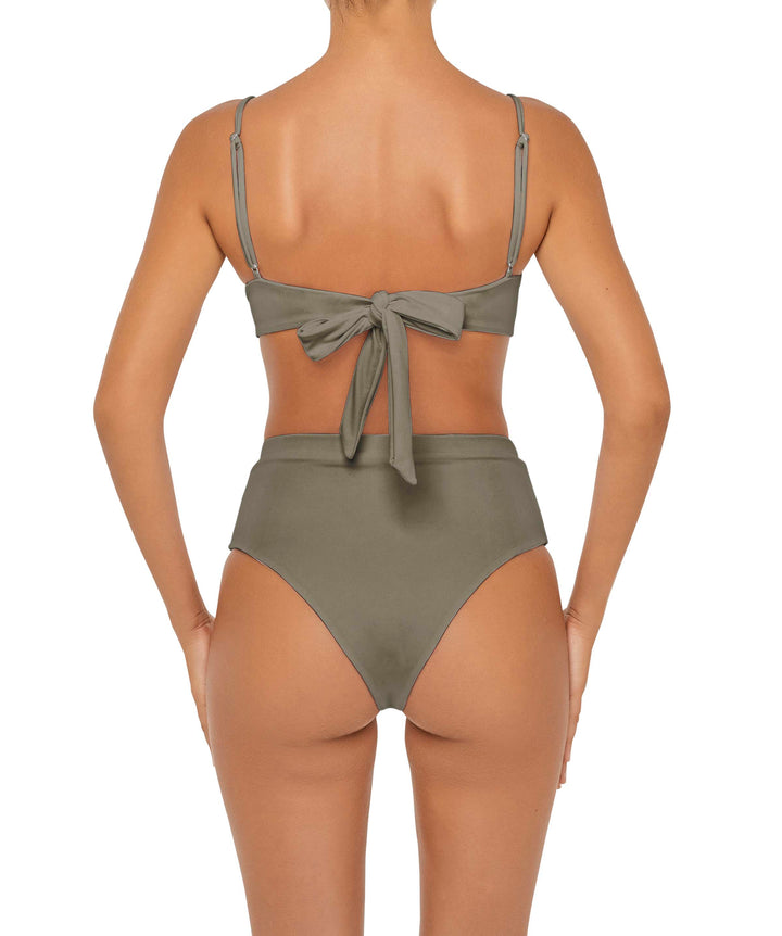 BSWS-T88 Ruffles Underwire Bikini Top