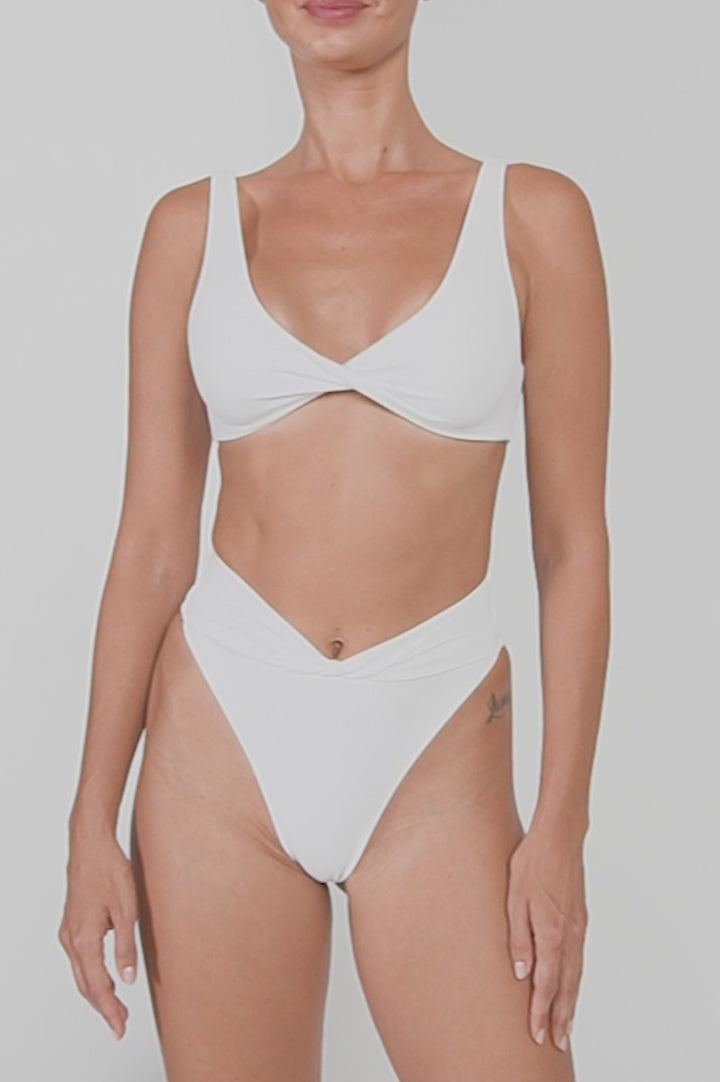 BSWS-B102 Twisted V-waist Bikini Bottom