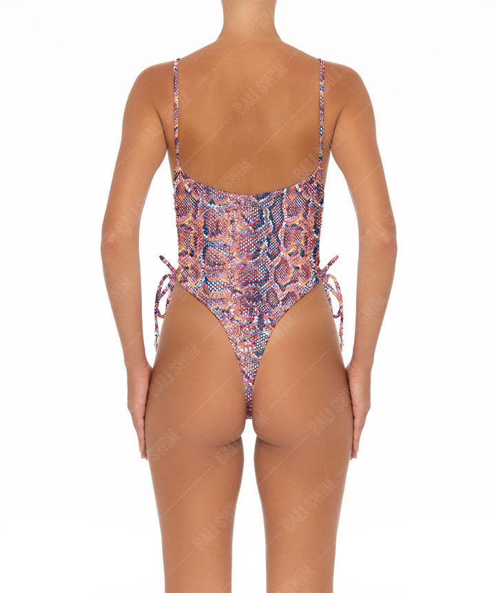 BSWS-S27 Adjustable Side Seams One Piece
