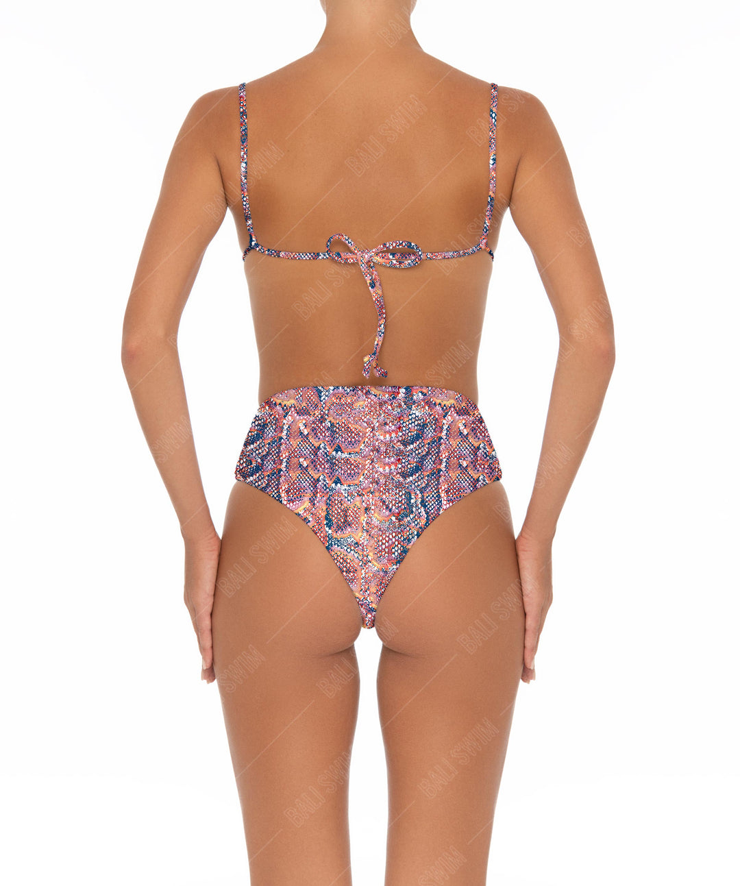 BSWS-T37 Chain Knotted Bikini Top