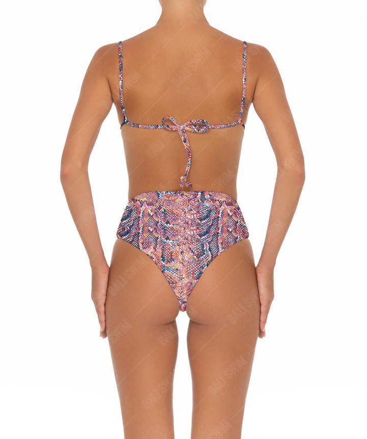 BSWS-T37 Chain Knotted Bikini Top