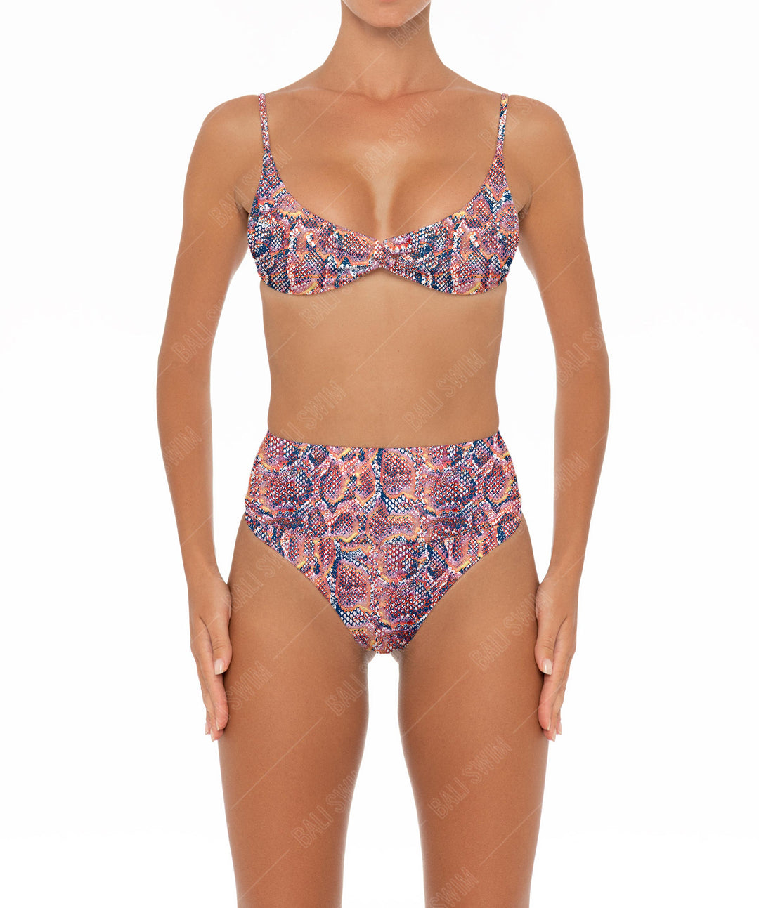 BSWS-T37 Chain Knotted Bikini Top